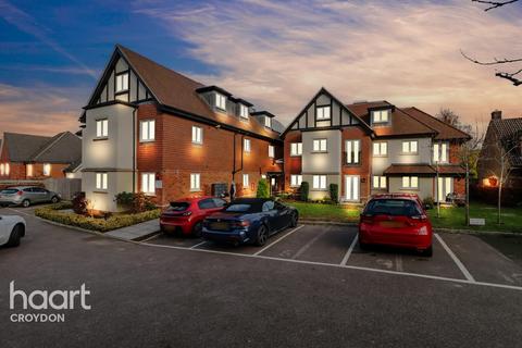 2 bedroom flat for sale, Limpsfield Road, WARLINGHAM