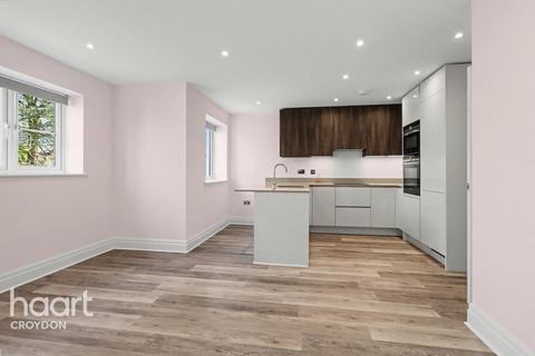 2 bedroom flat for sale, Limpsfield Road, WARLINGHAM