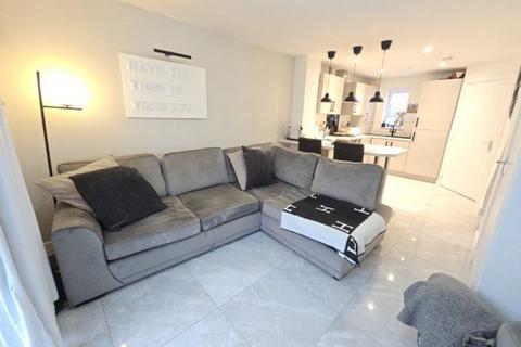 3 bedroom townhouse for sale, Walton Heath Way, Meadow Vale, Ashington