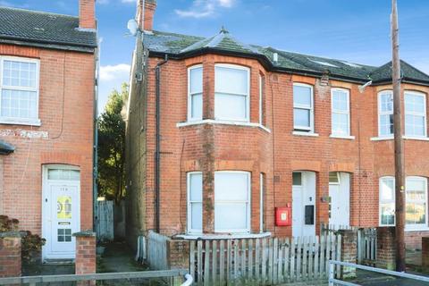 Wellington Street, Slough