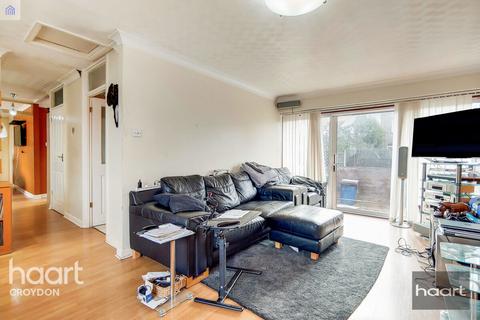 undefined, Oak Way, Croydon