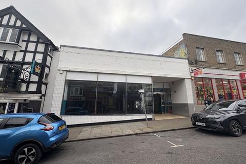 Property to rent, LARGE PRIME HIGH STREET SHOP TO LET