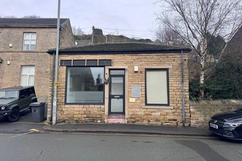 Property to rent - Thornhill Road, Huddersfield