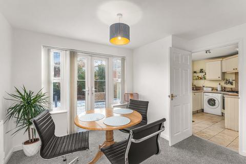 3 bedroom detached house for sale, Winter Gardens Way, Banbury