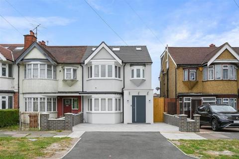 4 bedroom end of terrace house for sale, Malvern Avenue, Harrow