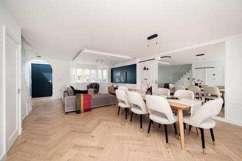 4 bedroom end of terrace house for sale, Malvern Avenue, Harrow