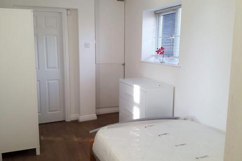 undefined, Didsbury M20