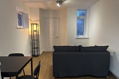 undefined, Didsbury M20