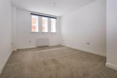 2 bedroom apartment to rent, Ashley Road, Bournemouth BH1