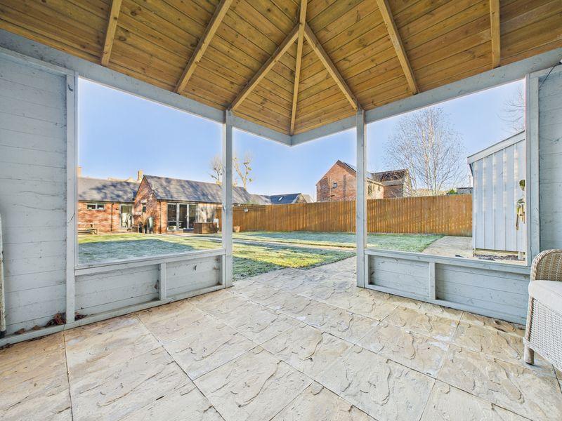Summer house/Garden
