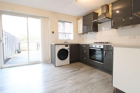 2 bedroom terraced house to rent, Denton Drive, Bedford MK43