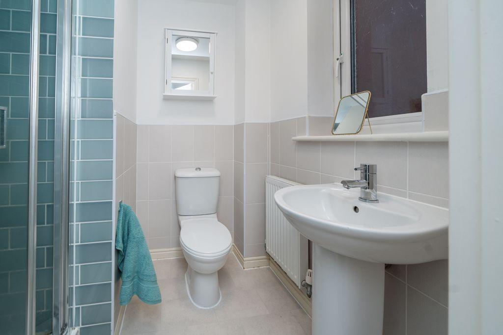 Bedroom 1 en suite