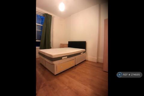 1 bedroom flat to rent, Talfourd Road, London, SE15