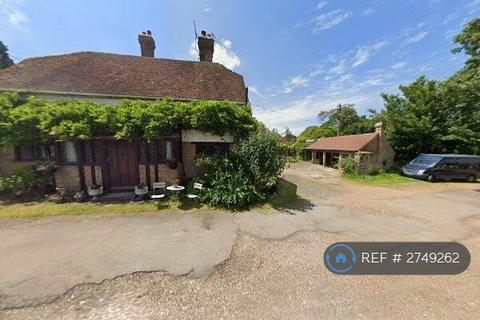 3 bedroom maisonette to rent - Main Road, Hastings, TN35
