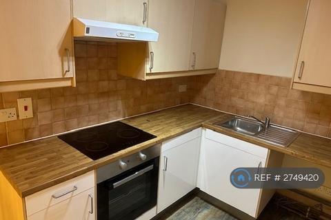 2 bedroom flat to rent, Brigstock Road, Thornton Heath, CR7