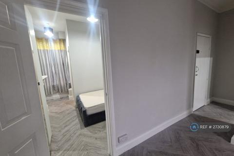 1 bedroom semi-detached house to rent, Kingscourt Road, London, SW16
