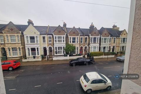 1 bedroom semi-detached house to rent, Kingscourt Road, London, SW16