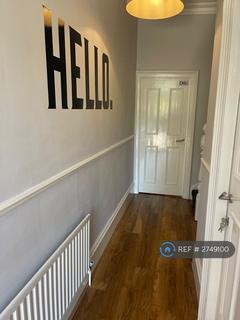 6 bedroom terraced house to rent, Oxnam Crescent, Newcastle Upon Tyne, NE2