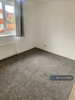 2 bedroom semi-detached house to rent, Sankey Drive, Nottingham, NG6
