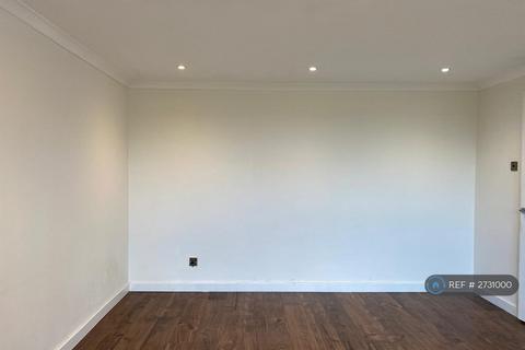 undefined, Craigmount Hill, Edinburgh, EH4