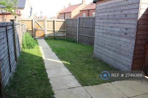 2 bedroom end of terrace house to rent, Saxon Way, Great Denham, Bedford, MK40