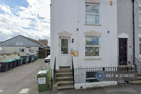 1 bedroom in a house share to rent, Russell Street, Gloucester, GL1