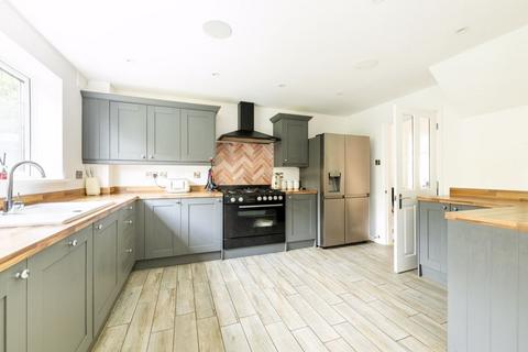 undefined, Walnut Close, Heathfield TN21