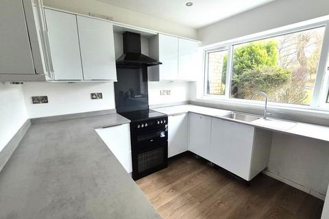 3 bedroom terraced house to rent, Burnside Gardens, Walsall WS5