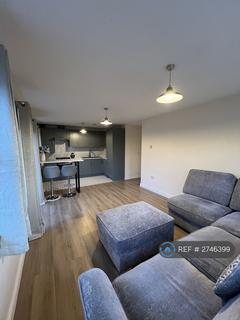 2 bedroom flat to rent, Piper Way, Ilford, IG1