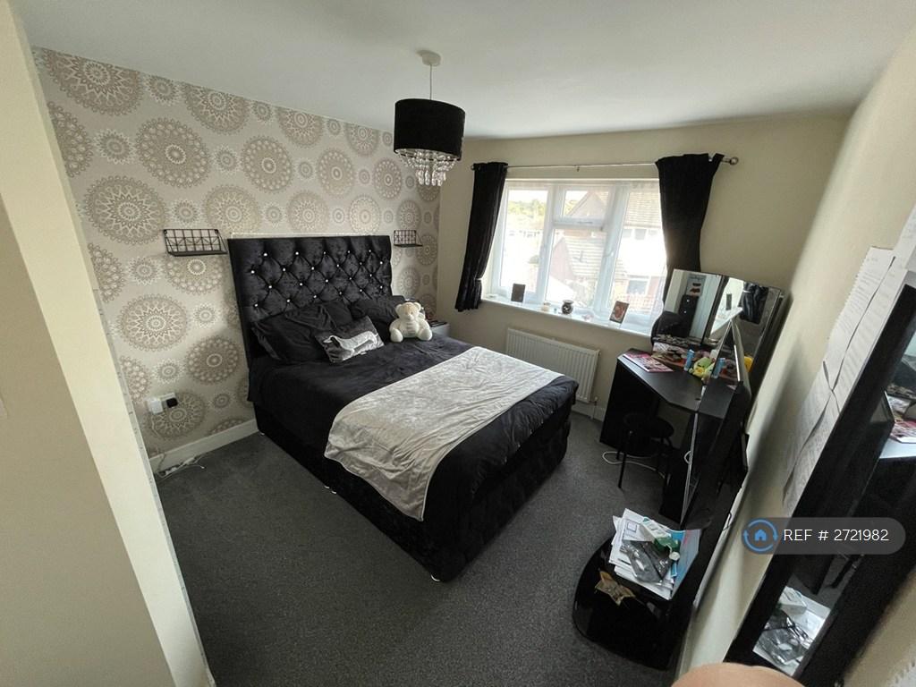 Rear Bedroom
