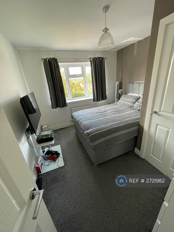 Front Bedroom