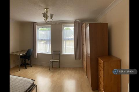 undefined, Nicholas Gardens, York, YO10