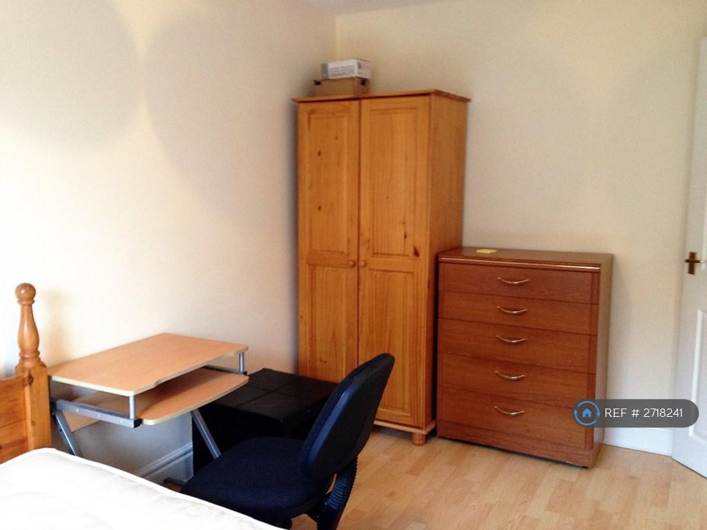 Bedroom2