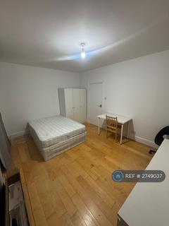 1 bedroom in a flat share to rent, Greyhound Road, London, NW10