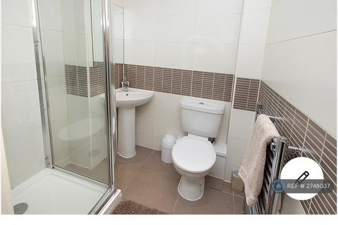 2 bedroom flat to rent, The Atrium, Nottingham, NG2