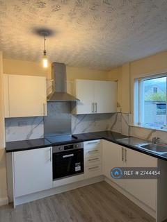 2 bedroom flat to rent, Albert Avenue, Grangemouth, FK3