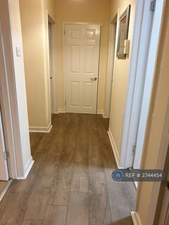 2 bedroom flat to rent, Albert Avenue, Grangemouth, FK3