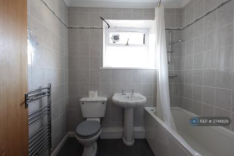 undefined, Miskin Road, Tonypandy, CF40