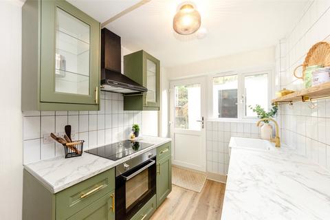 3 bedroom terraced house for sale, Pendalar, Llanfairfechan, Conwy, LL33