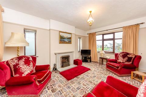 4 bedroom detached house for sale, Glan Y Mor Road, Rhosneigr, Isle of Anglesey, LL64