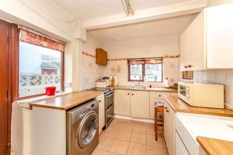 4 bedroom detached house for sale, Glan Y Mor Road, Rhosneigr, Isle of Anglesey, LL64