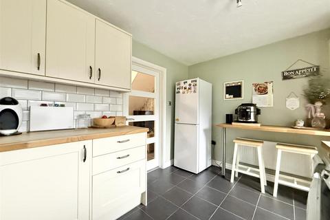 2 bedroom semi-detached house for sale, Meadows Edge, Leicester LE19