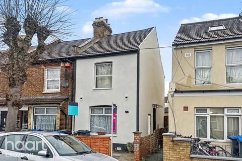2 bedroom end of terrace house for sale, Boston Road, Croydon