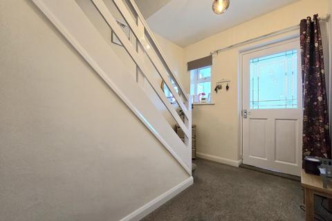 3 bedroom semi-detached house for sale, Spinneyside Gardens, Gateshead NE11