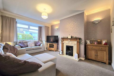 3 bedroom semi-detached house for sale, Spinneyside Gardens, Gateshead NE11