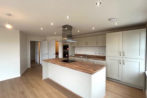 2 bedroom flat to rent, Kestrel House, Sandpiper Drive, Doncaster, DN4