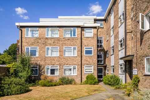 2 bedroom flat to rent, Hawker Court  KINGSTON HILL