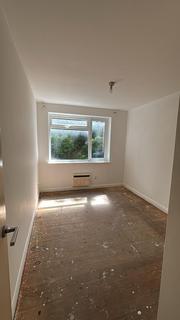 2 bedroom flat to rent, Hawker Court  KINGSTON HILL