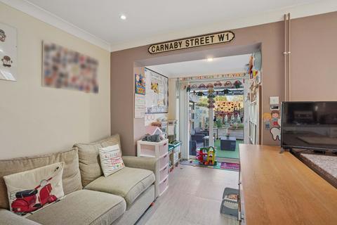 3 bedroom semi-detached house for sale, St. Andrews Close, Abingdon OX14