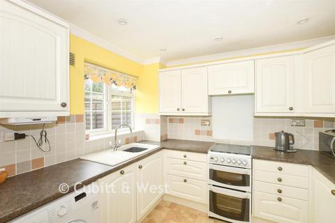 3 bedroom terraced house for sale, Payne Close, Crawley, West Sussex